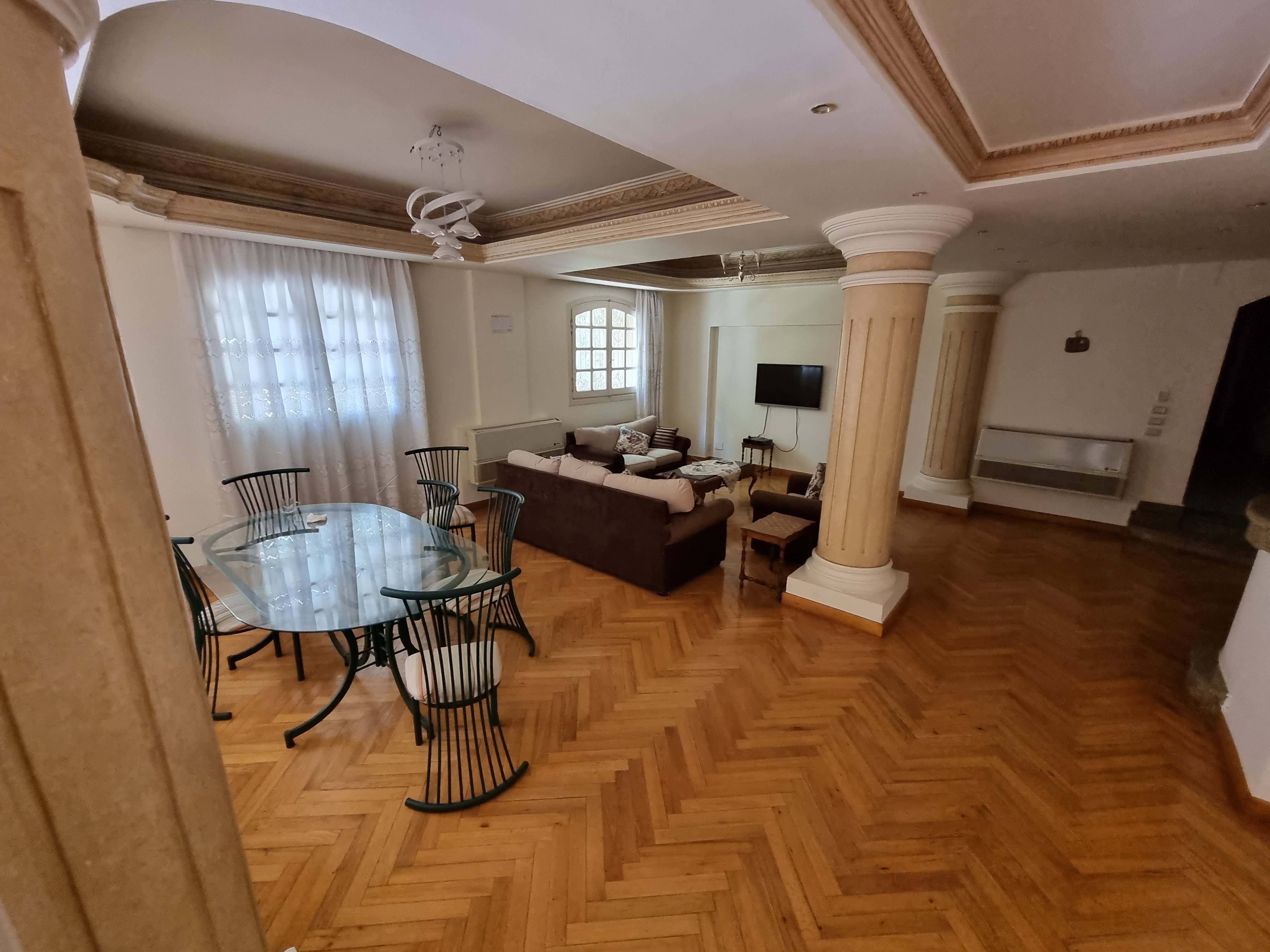 دور أرضي فخم مع حوض سباحة للإيجار في سرايات المعادي - 5107 Featured Image