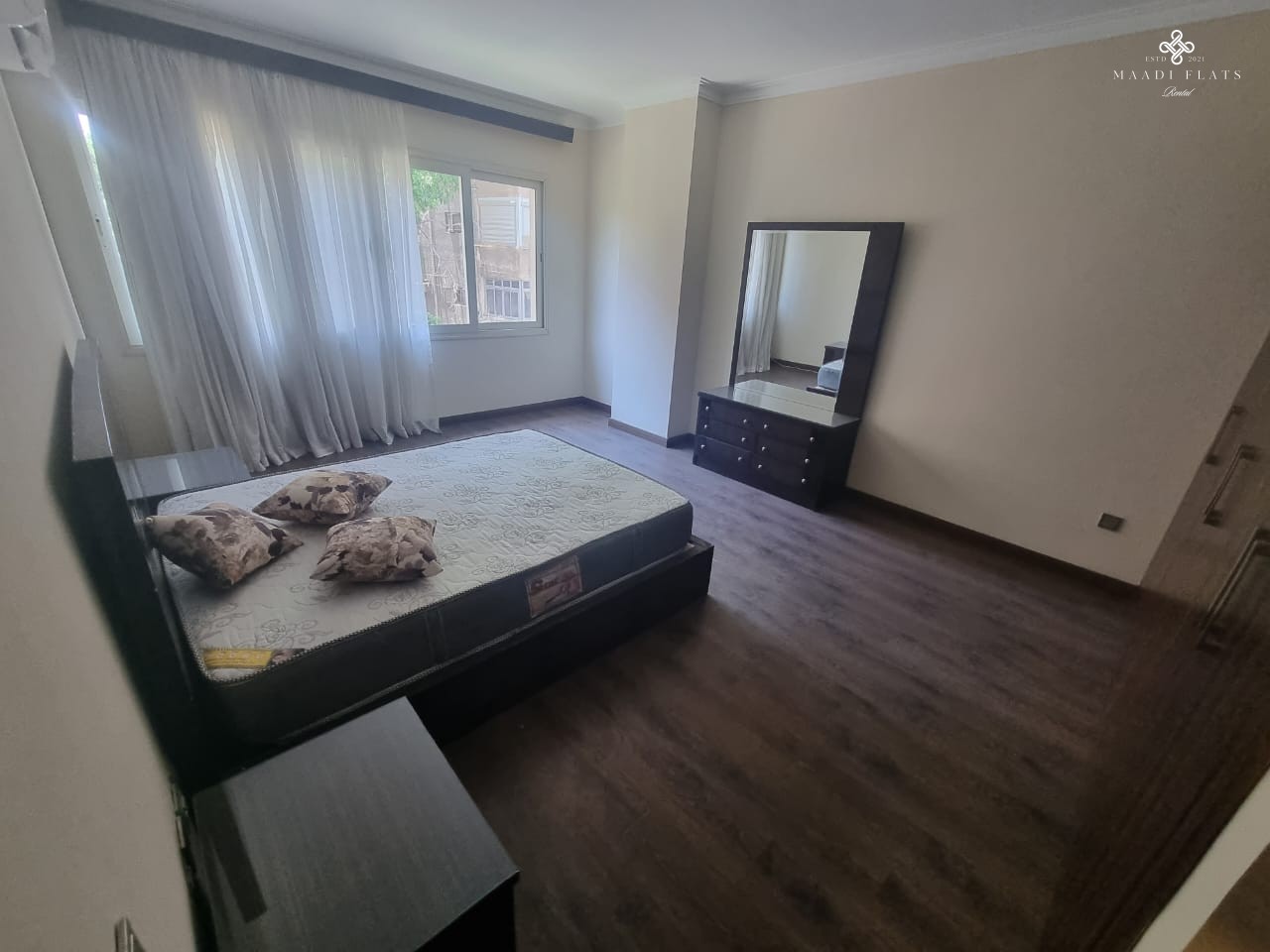 شقة مفروشة بالكامل بحمام سباحة مشترك للإيجار في سرايات المعادي القاهرة مصر-5093-gallery-26