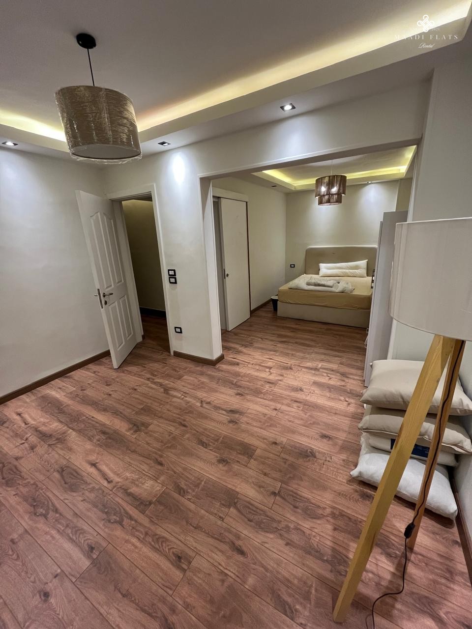 One Bedroom Apartment Close To Cac With A Private Garden-4921-gallery-10