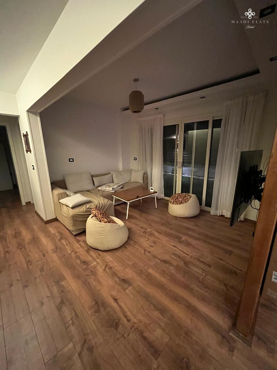 One Bedroom Apartment Close To Cac With A Private Garden-4921-gallery-5