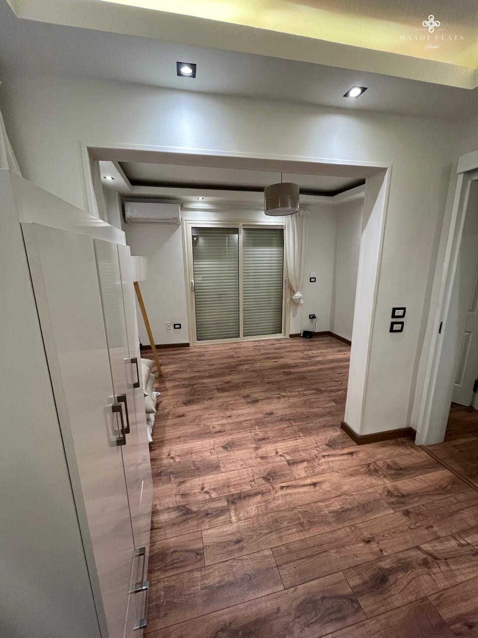 One Bedroom Apartment Close To Cac With A Private Garden-4921-gallery-9