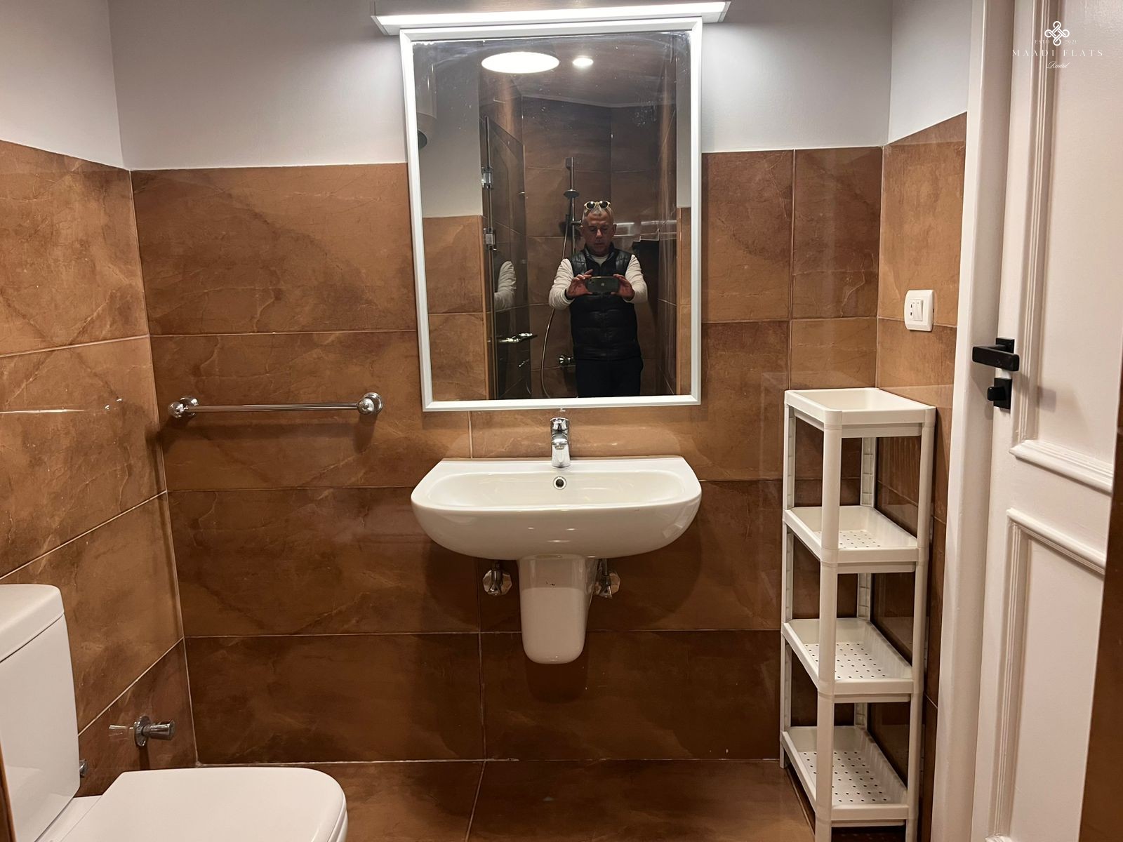 Spacious 3-Bedroom Apartment With Master Ensuite & Garage – Maadi Sarayat-4984-gallery-20