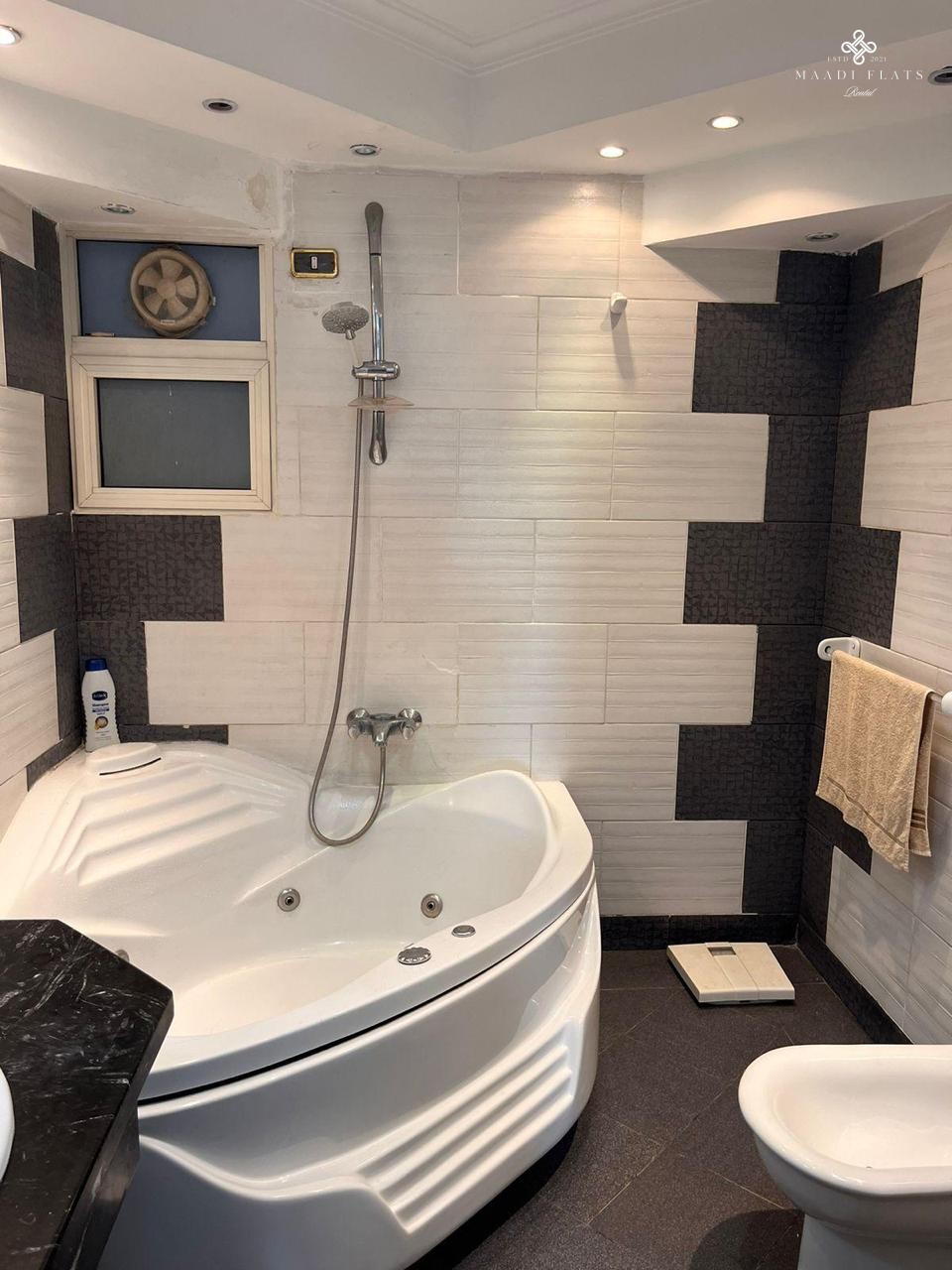 Spacious 4-Bedroom Apartment – Sarayat Maadi | 220 Sqm-5008-gallery-15