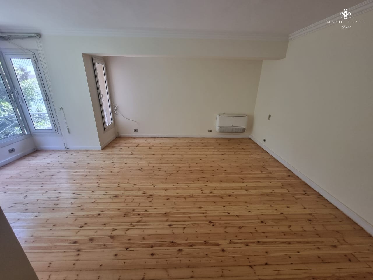 شقة واسعة ٤ غرف نوم ببلكونة في سرايات المعادي – ١٢٠٠ دولار-5095-gallery-24