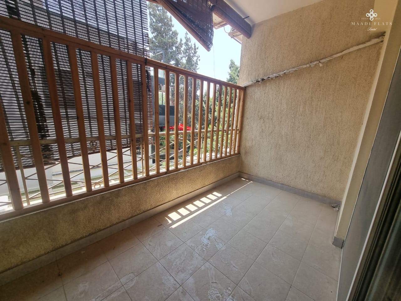 شقة واسعة ٤ غرف نوم ببلكونة في سرايات المعادي – ١٢٠٠ دولار-5095-gallery-29