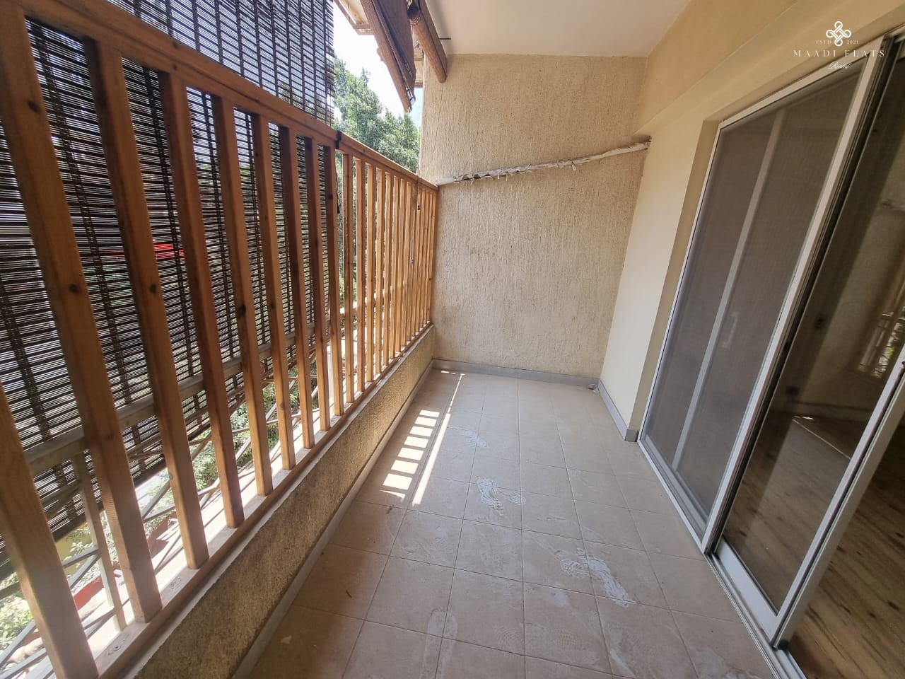 شقة واسعة ٤ غرف نوم ببلكونة في سرايات المعادي – ١٢٠٠ دولار-5095-gallery-30