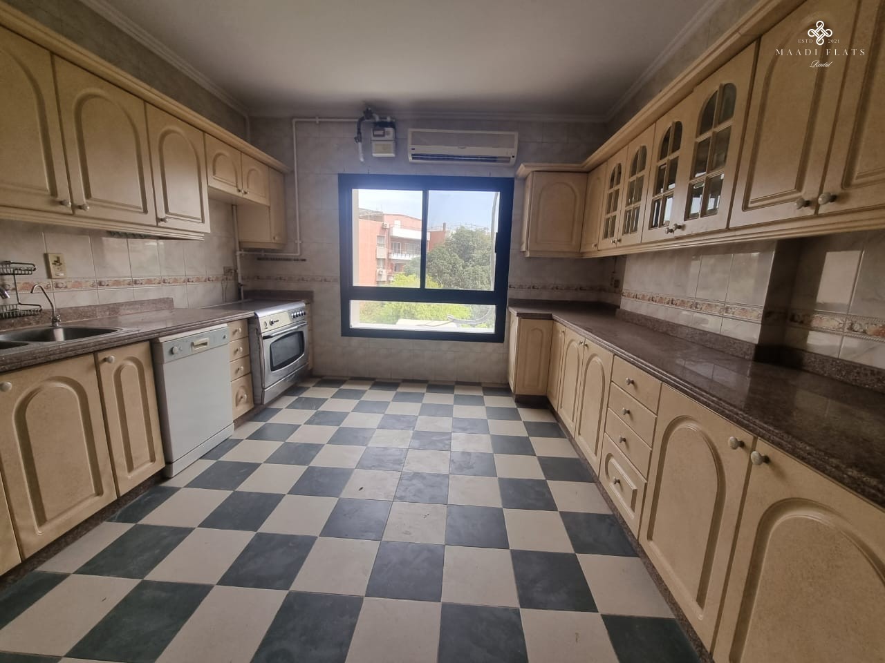 شقة واسعة للإيجار في موقع رئيسي في سرايات المعادى القاهرة مصر-5084-gallery-10