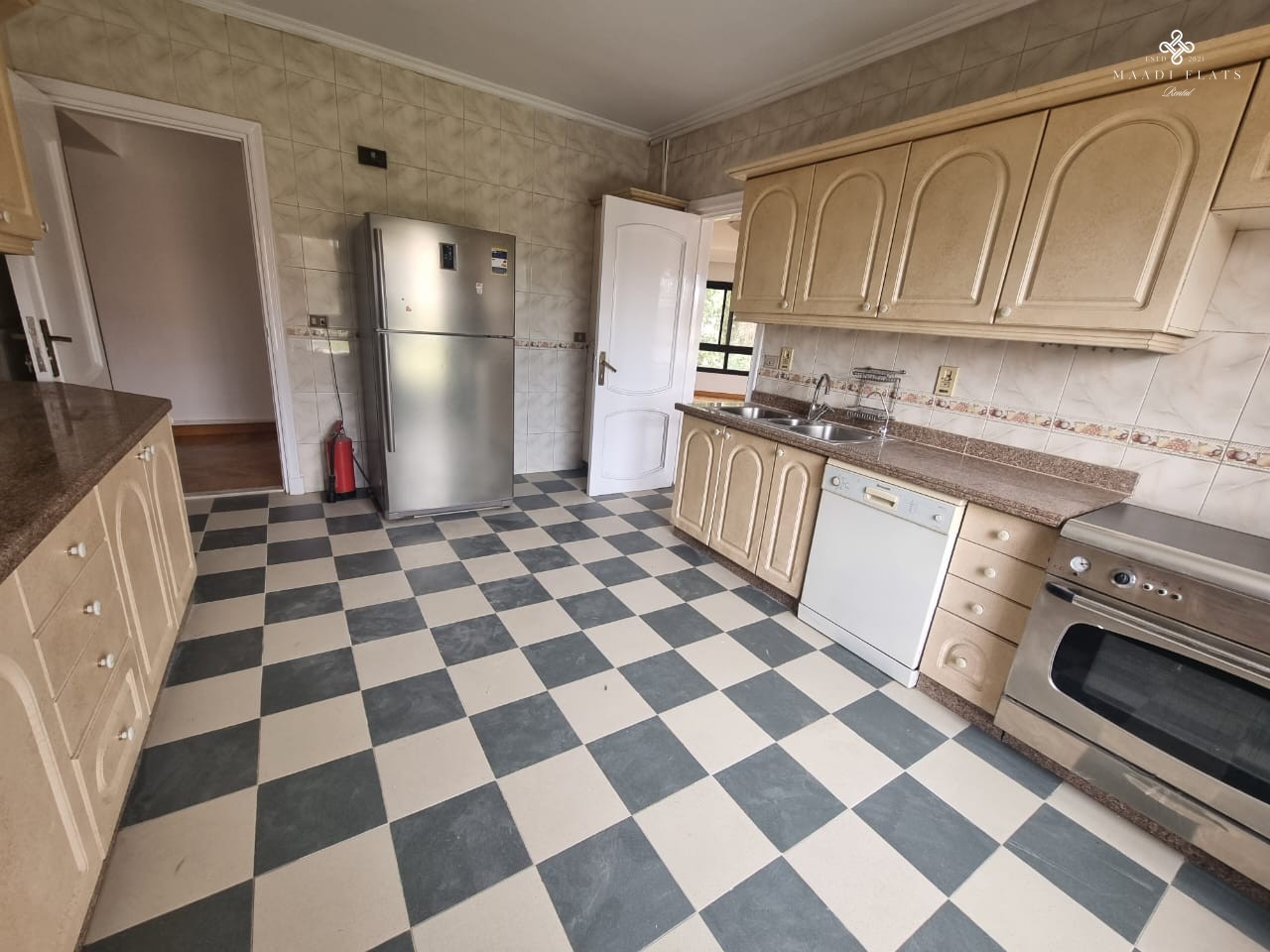 شقة واسعة للإيجار في موقع رئيسي في سرايات المعادى القاهرة مصر-5084-gallery-11