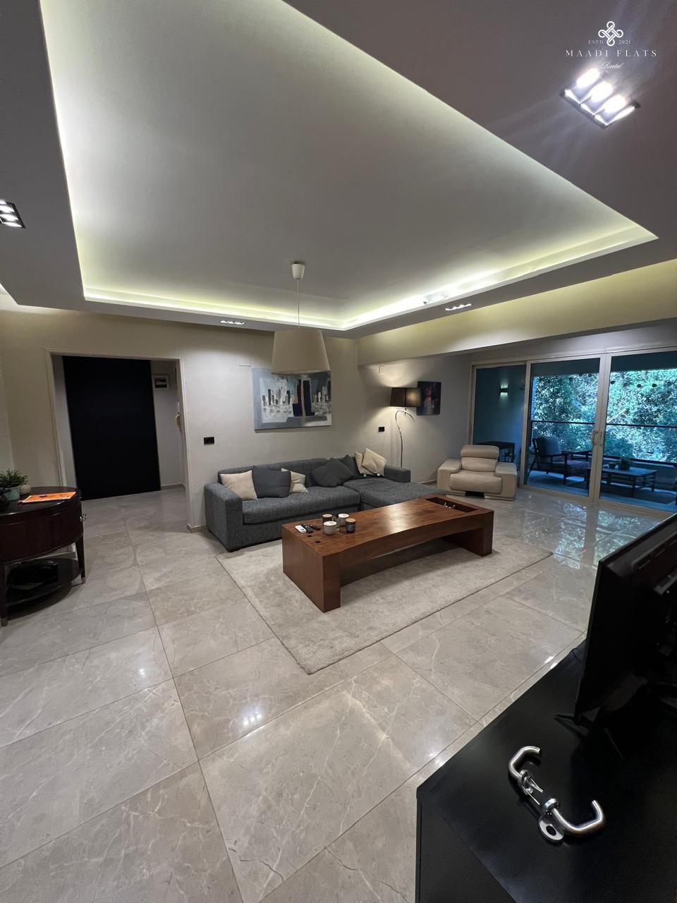 Two Bedrooms Close To Victoria Square And Cac-4920-gallery-3