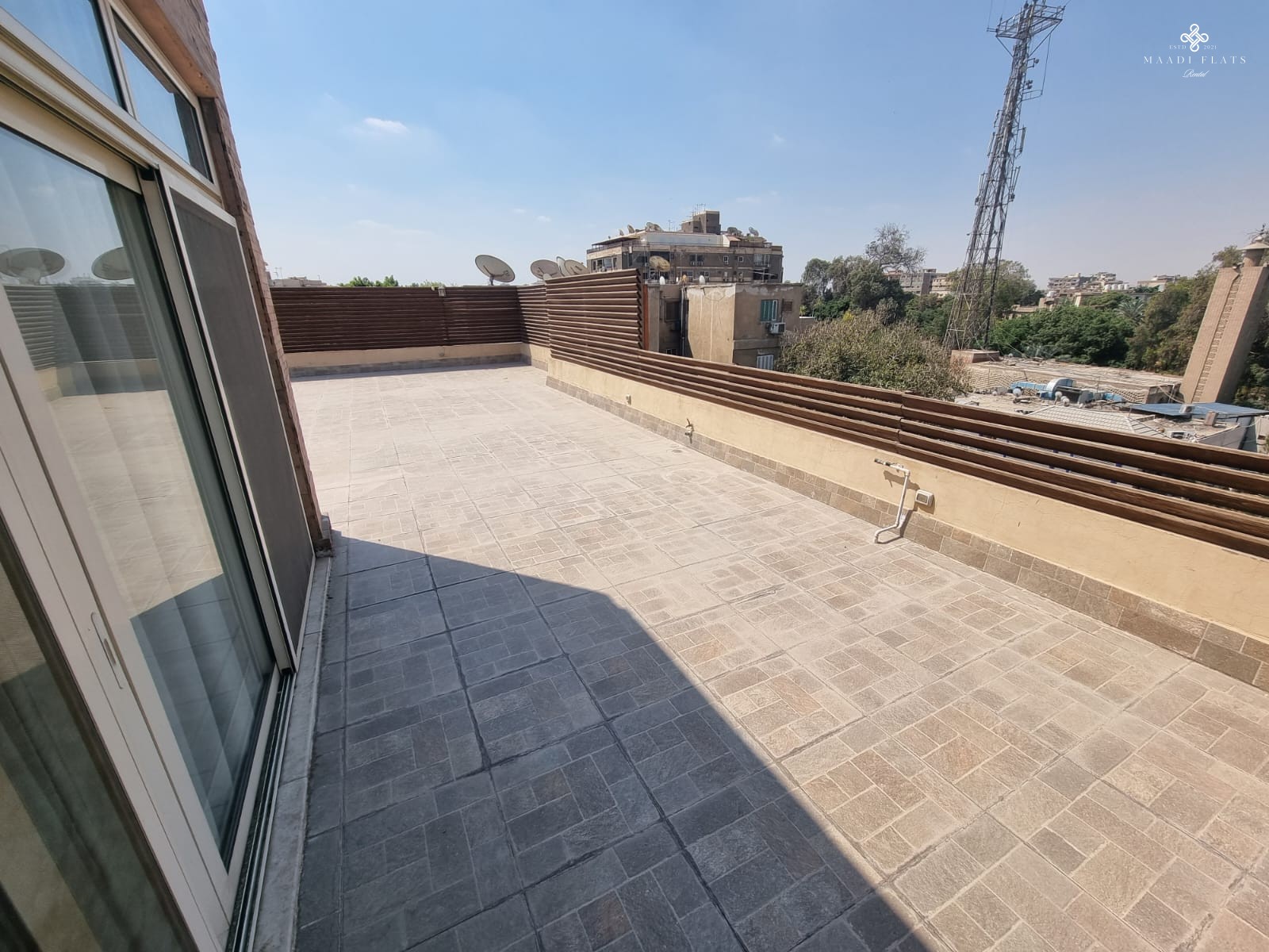شقة بنتهاوس حديثة مفروشة الترا مع تراس خاص للإيجار في سرايات المعادي-5097-gallery-61